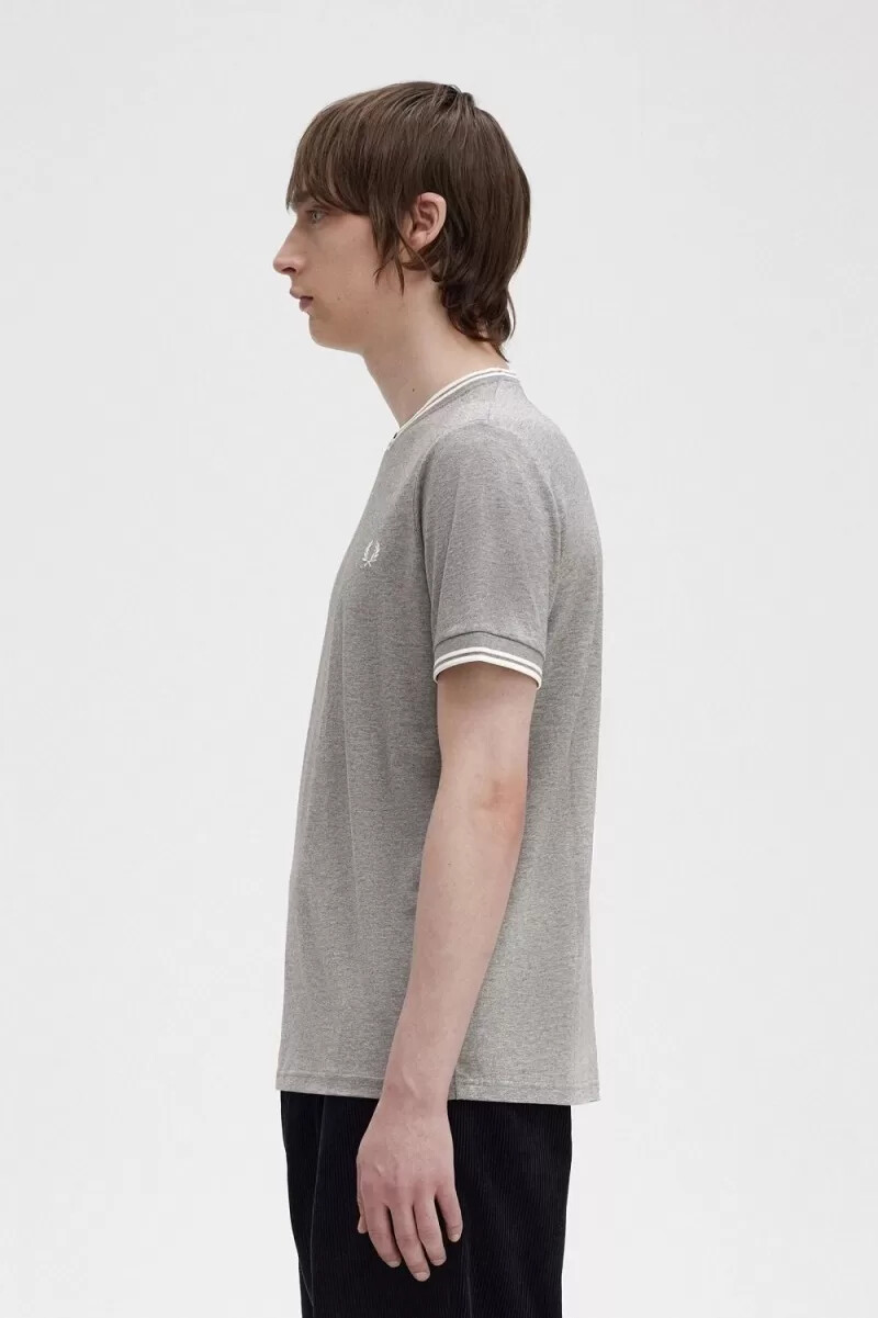 fred perry twin tipped herr t-shirt grå