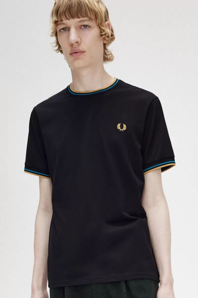 fred perry twin tipped herr t-shirt svart cyberblå ljusrost