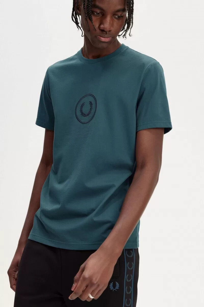 fred perry circle branding herr t-shirt petrolblå