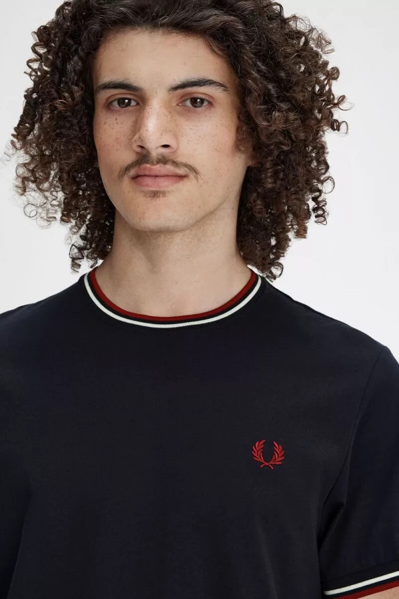 fred perry twin tipped herr t-shirt marinblå snövit bränd röd