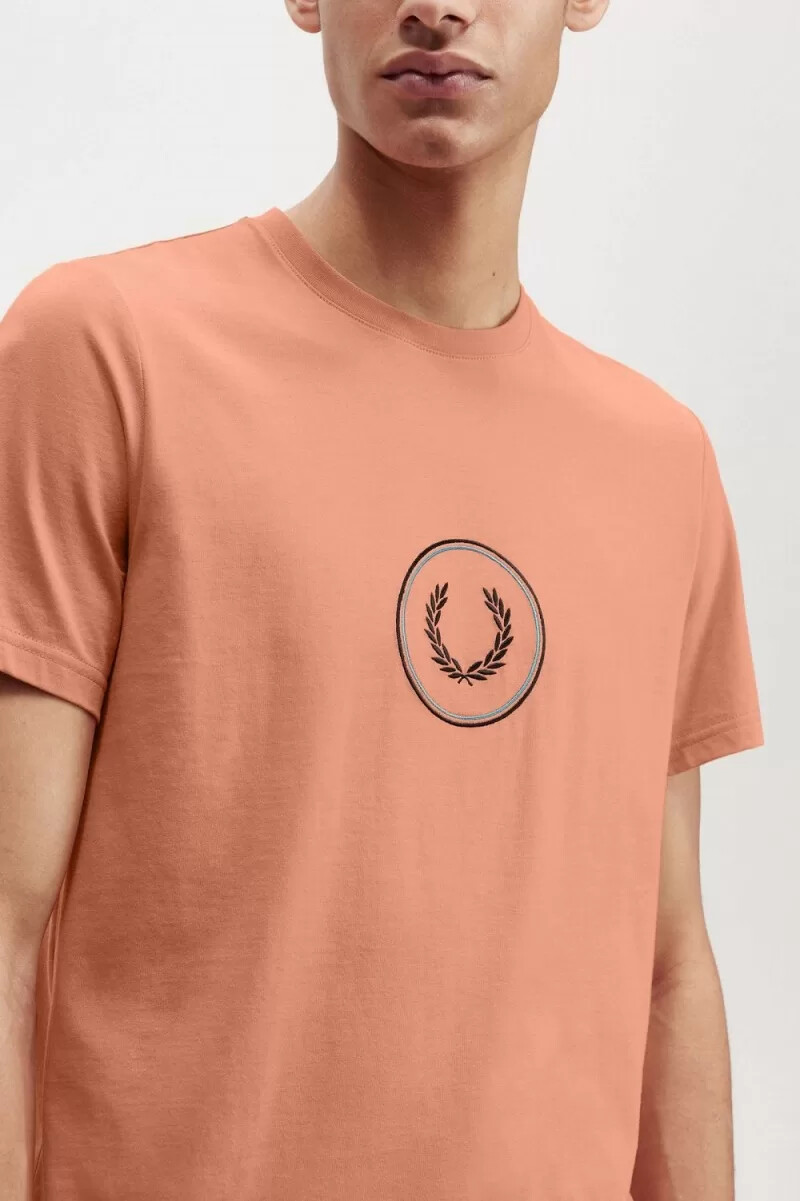 fred perry circle branding herr t-shirt ljusrost