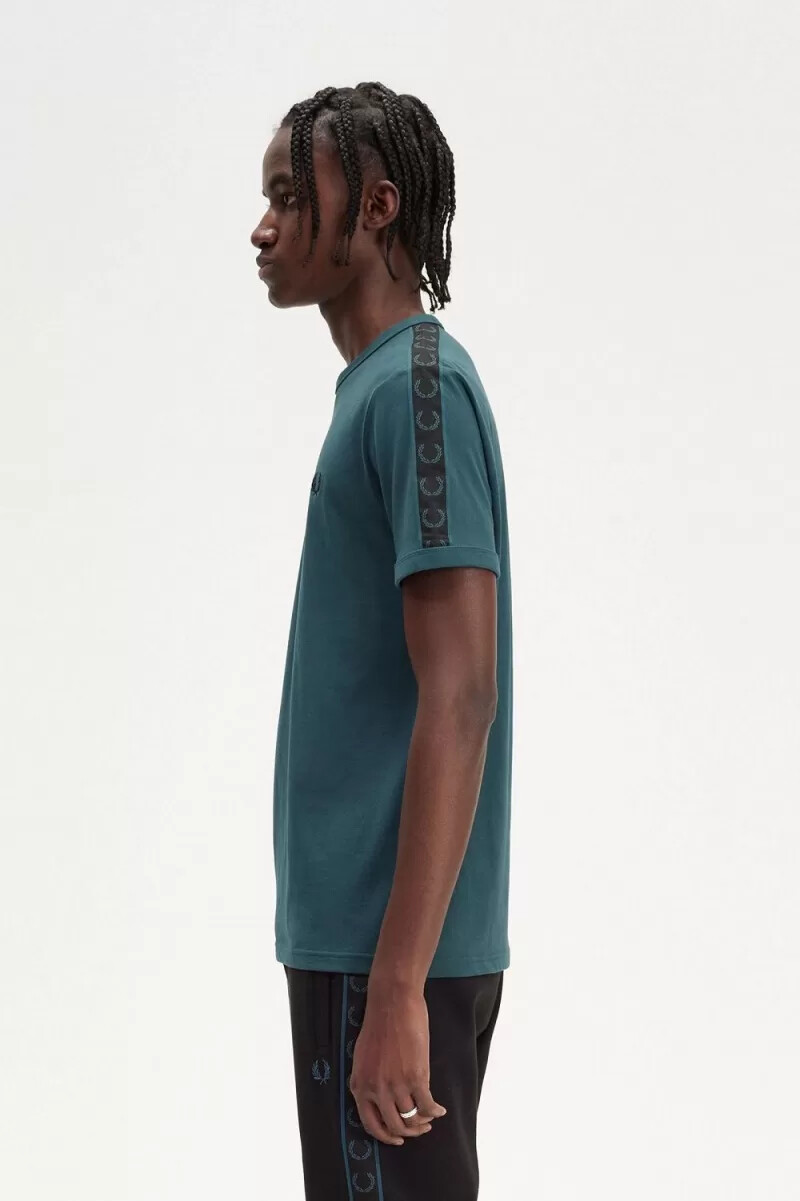 fred perry contrast tape ringer herr t-shirt petrolblå svart