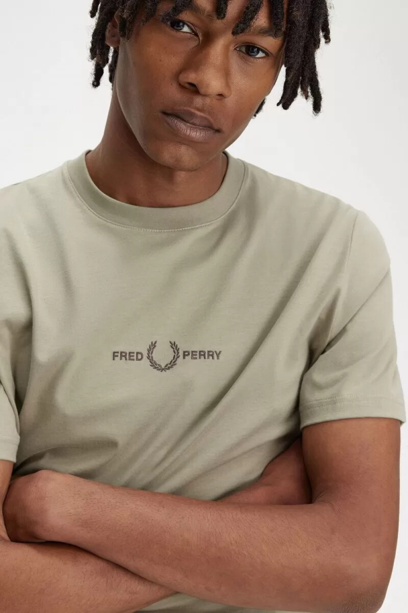 fred perry broderad herr t-shirt varm grå