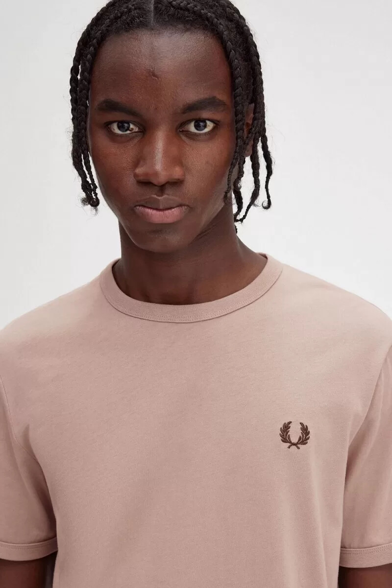 fred perry ringer herr t-shirt mörkrosa