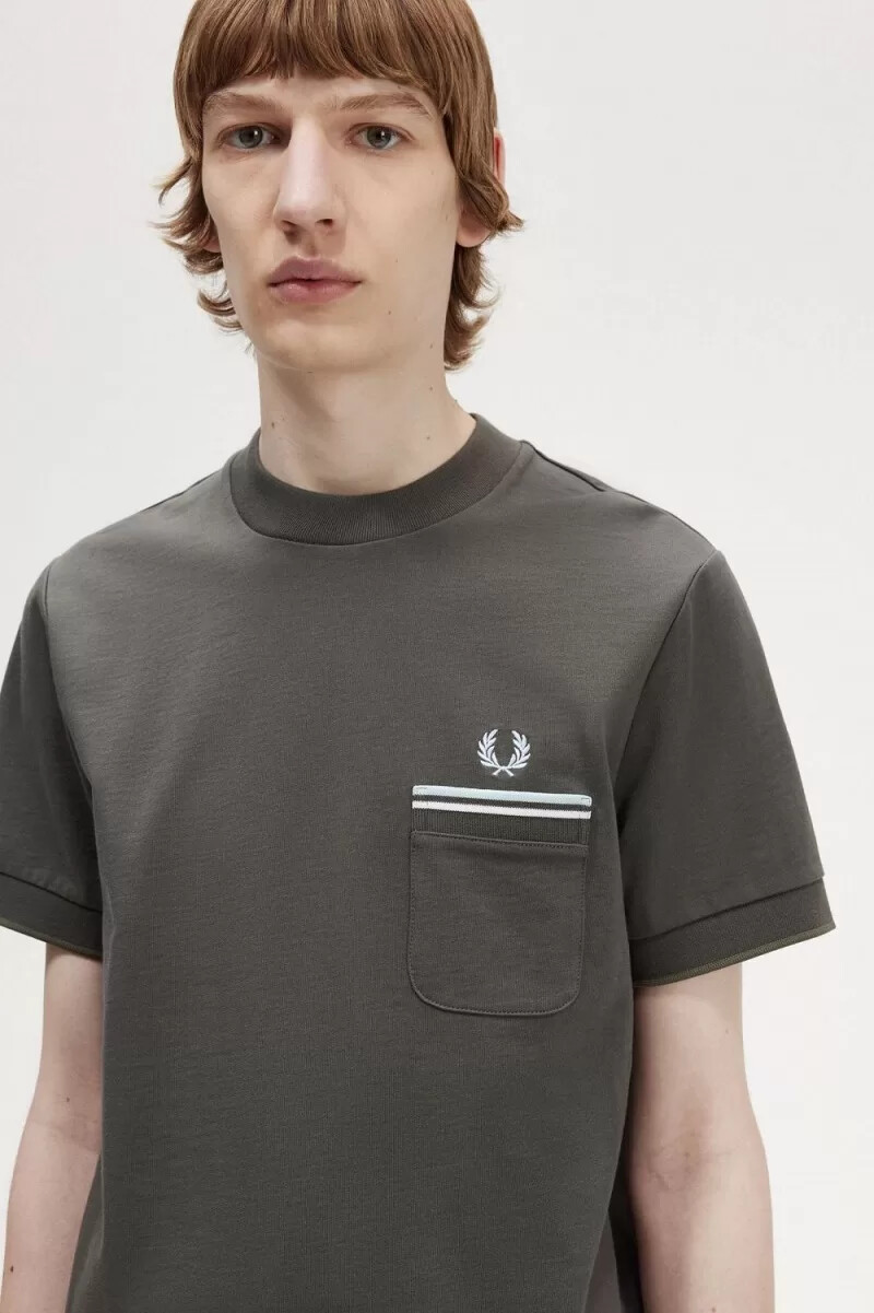 fred perry t-shirt med dubbelficka för män grön