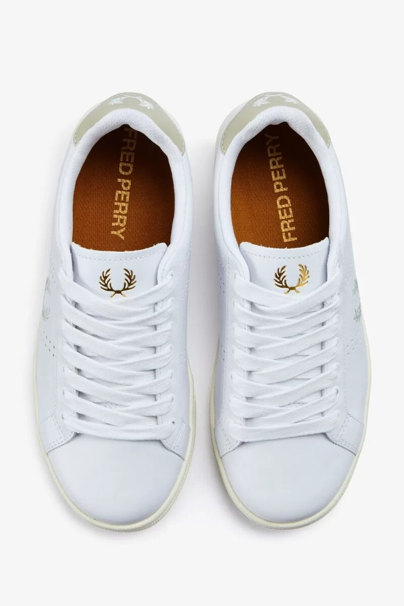 fred perry b721 herr tennisskor vita ljusmint