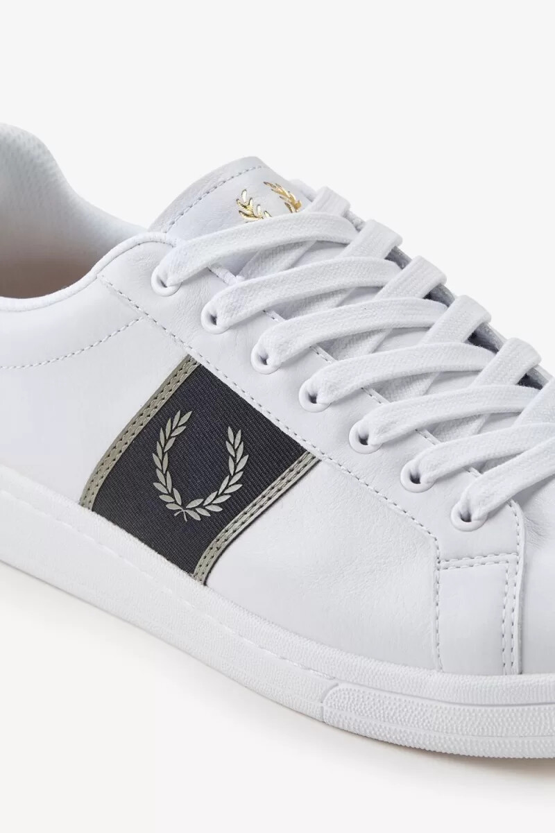 fred perry b721 herr tennisskor vita varmgrå