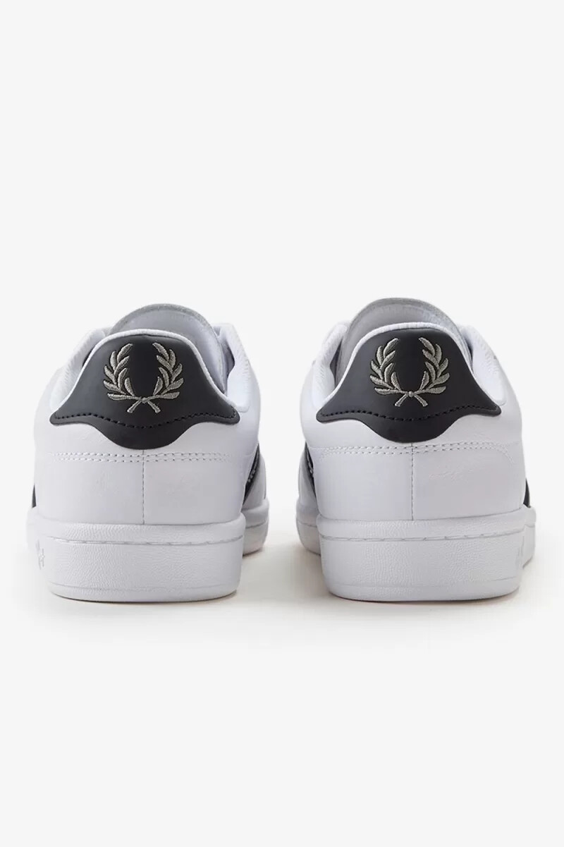 fred perry b721 herr tennisskor vita varmgrå