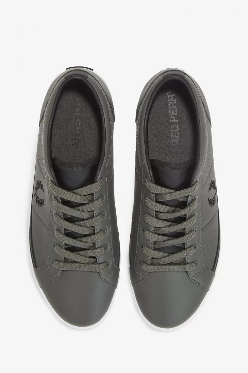 fred perry perforated baseline herr tennisskor field green black