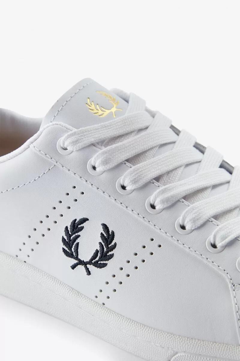 fred perry b721 herr tennisskor vita marinblå