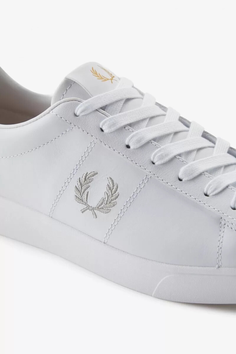 fred perry spencer herr tennisskor vita