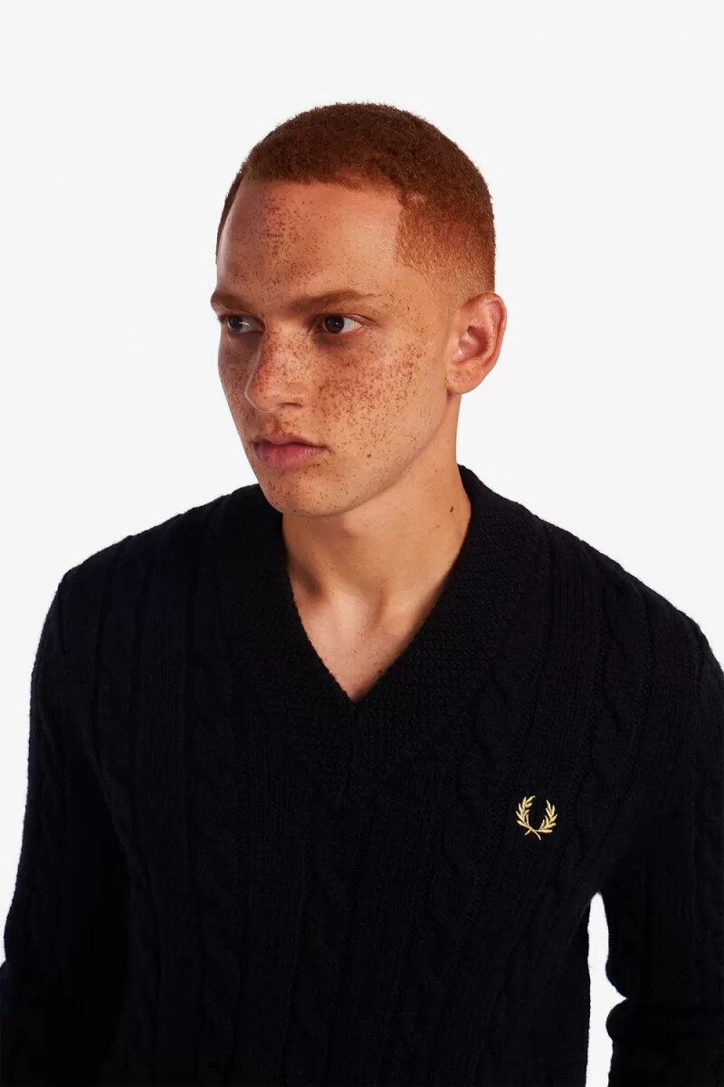 fred perry kabelstickad v-ringad herrtröja svart