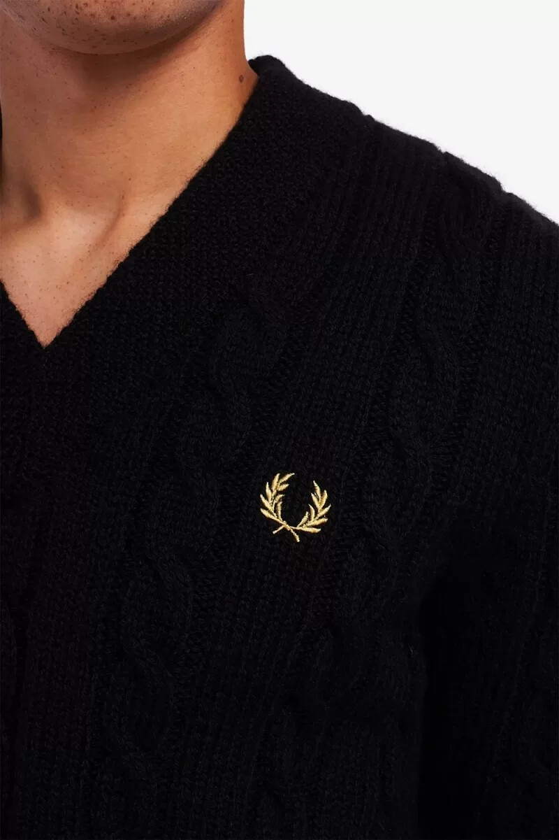 fred perry kabelstickad v-ringad herrtröja svart
