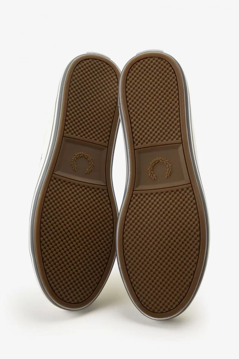 fred perry kingston herr plimsolls snövit