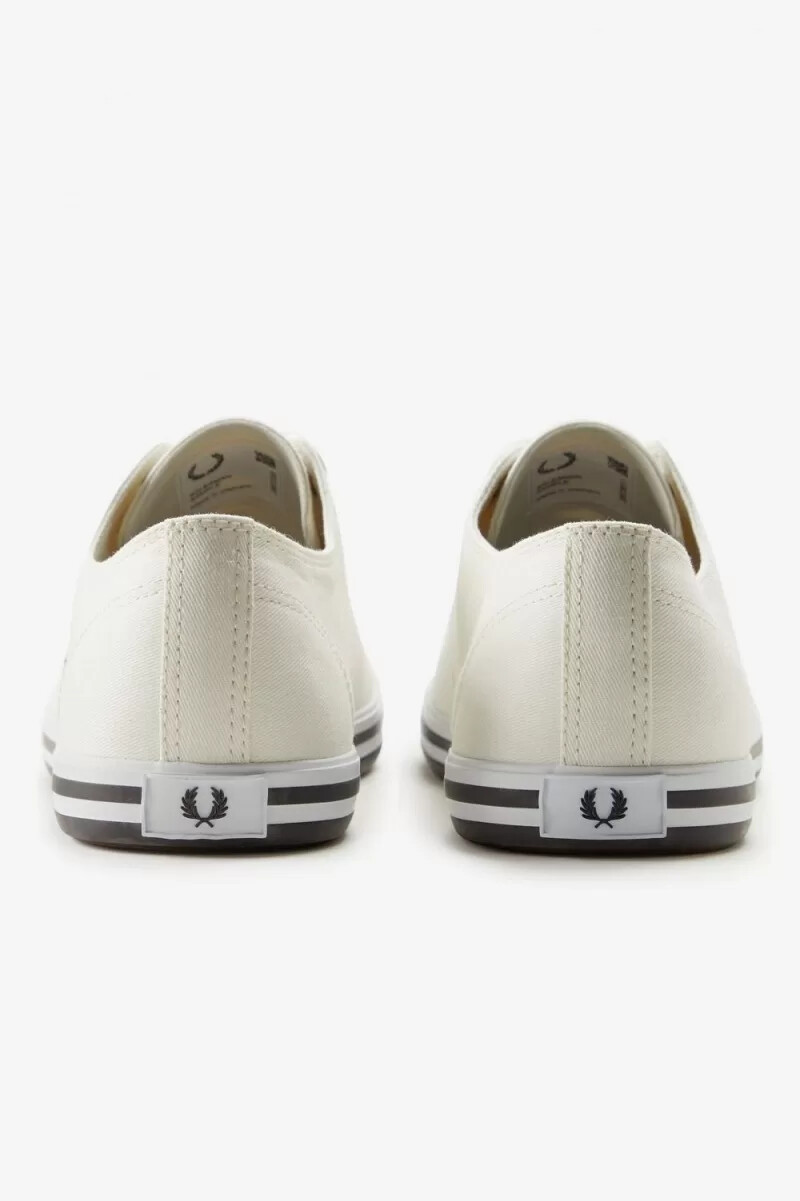 fred perry kingston herr plimsolls snövit