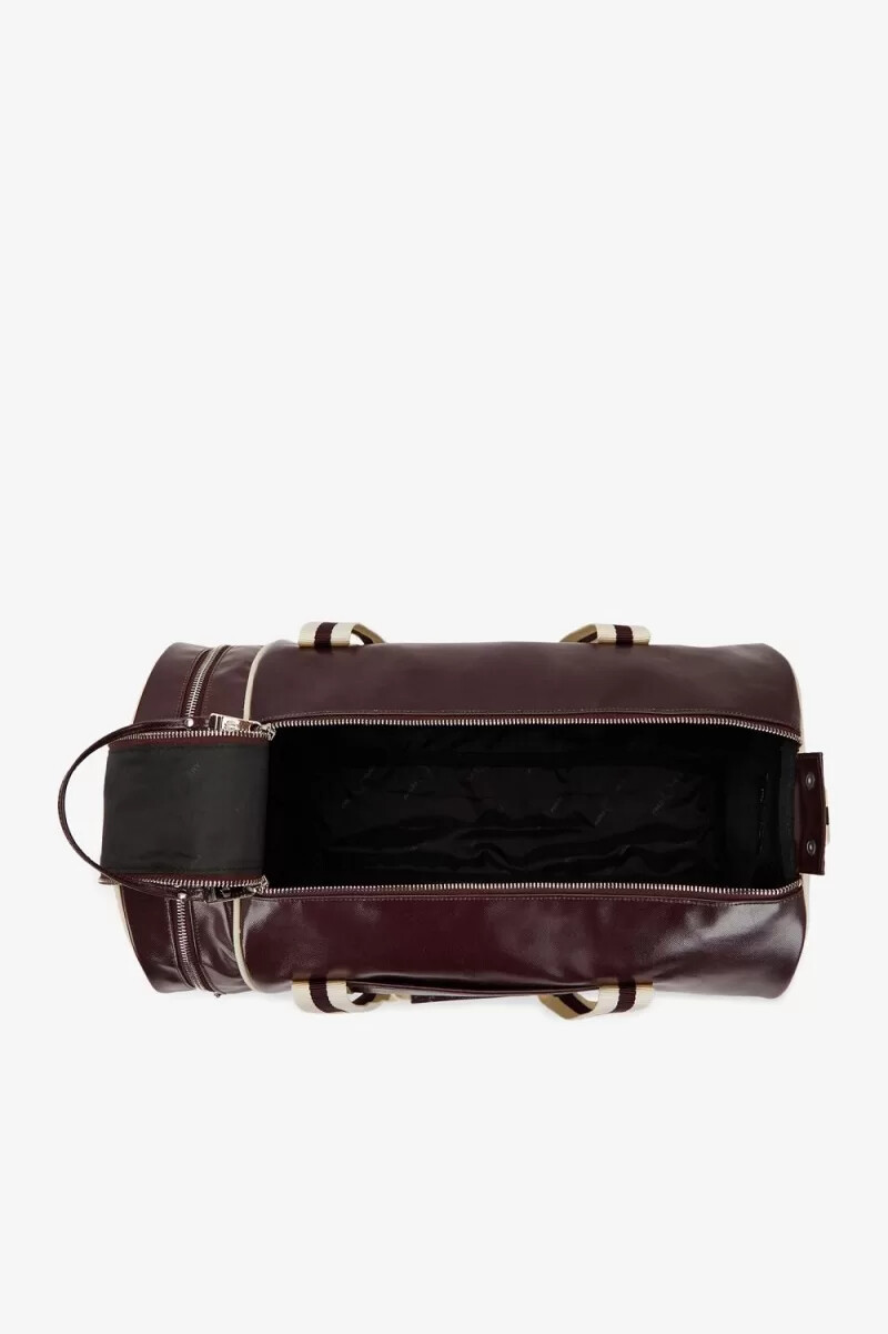 fred perry classic barrel herrväskor mörkröd beige