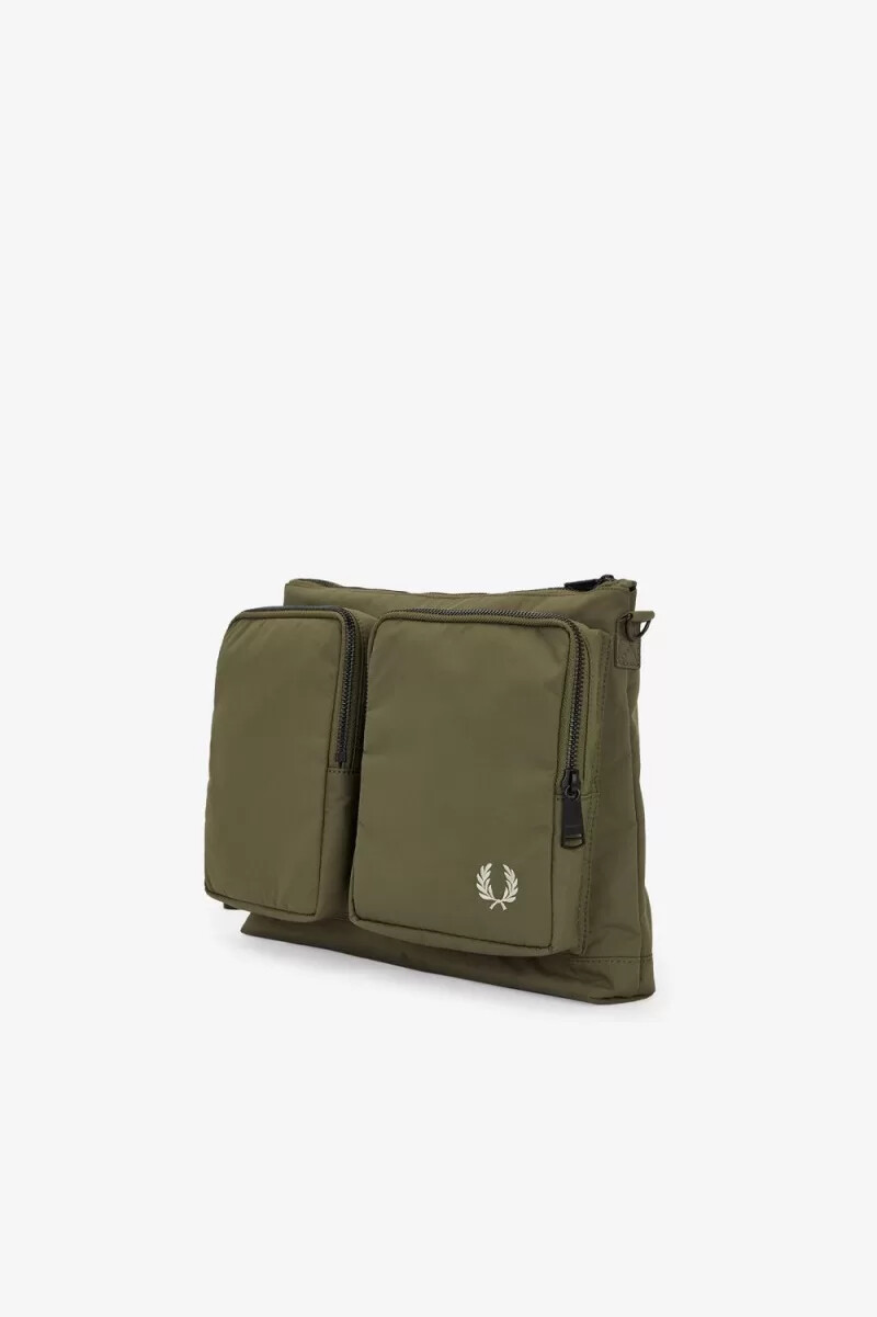 fred perry nylon pocket side herrväskor uniform grön varm grå