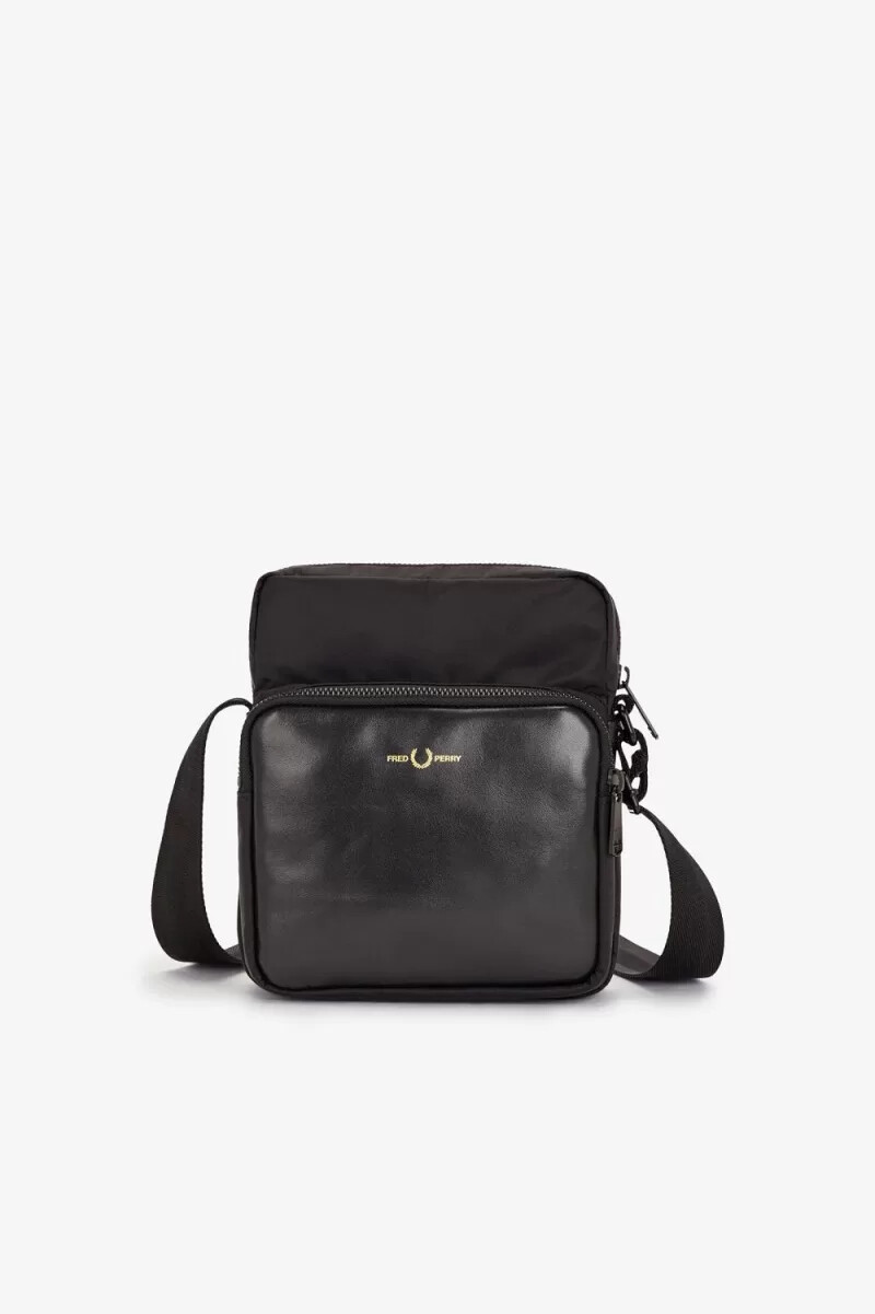 fred perry nylon twill läder herrväskor svarta guld