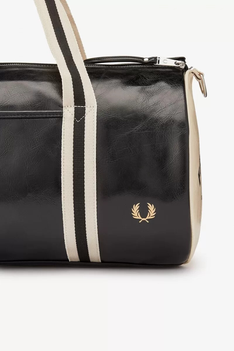 fred perry classic barrel herrväskor svarta beige